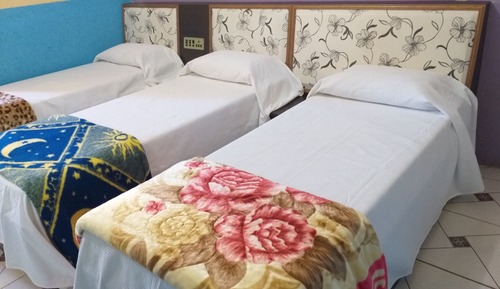 Habitación estándar con 2 camas individuales