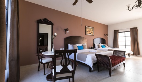 Suite Grand, vistas a la piscina