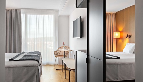 Habitación estándar, 1 cama de matrimonio grande, no fumadores, balcón