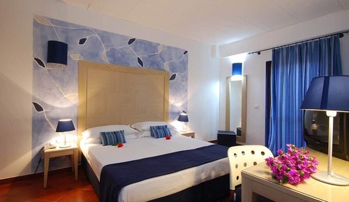 Habitación económica con 1 cama doble o 2 individuales