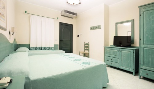 Habitación triple clásica