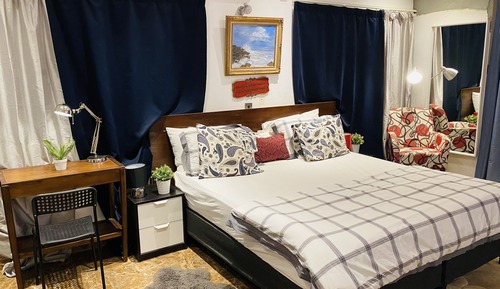 Studio Penthouse Apartment with Sea View