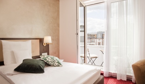 Small double room with Balcony