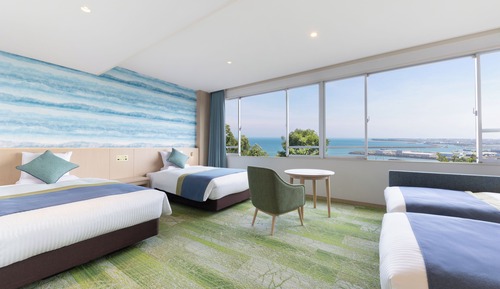 Habitación cuádruple Deluxe, no fumadores, vistas al mar (With private bathroom)