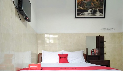 Habitación Premium (RedDoorz)