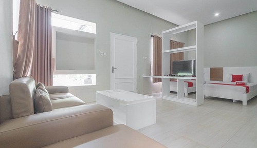 Habitación con 2 camas individuales (RedDoorz)