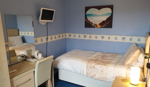 Habitación individual (Room 7)