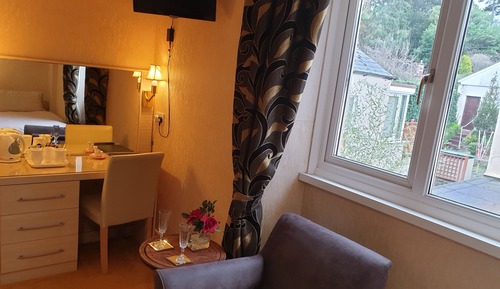 Habitación familiar (Room 4)