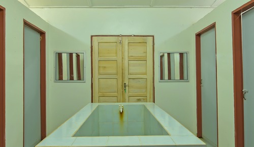 Dormitorio compartido, solo para mujeres