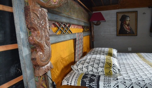 Suite (Voyage Autour du Monde)