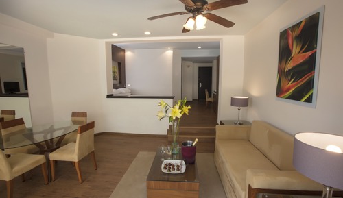 Habitación Deluxe, 1 cama de matrimonio grande, vistas al jardín