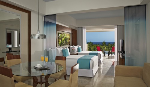 Habitación junior doble, 2 camas dobles, vistas al mar
