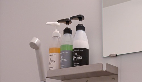 Habitación estándar doble, no fumadores (check-in is not available after 11PM)