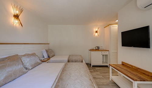Habitación familiar, vistas al jardín