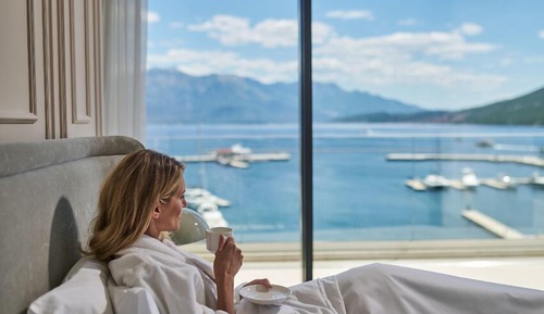 Habitación, 1 cama de matrimonio grande, vistas al mar (3 Bds - Sky Villa with pool Sea View)