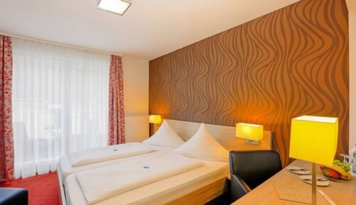 Habitación doble, balcón
