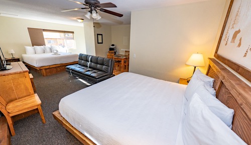 Habitación Deluxe, varias camas ((Not on the River, Not Pet Friendly))