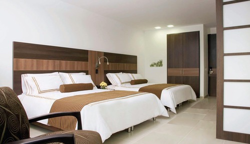 Habitación Confort con 2 camas individuales, baño privado