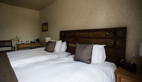 Habitación con 2 camas individuales