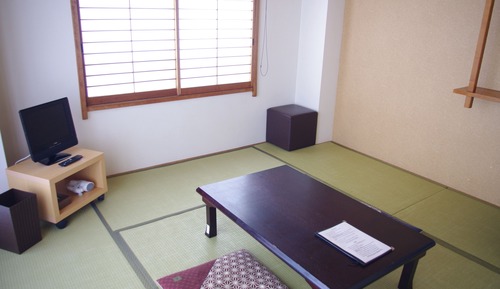Habitación tradicional, baño privado (Adult 2-3)