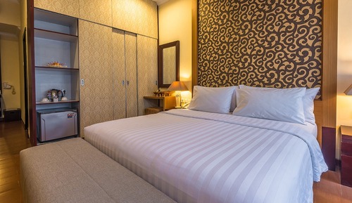 Habitación superior, bañera, vistas al jardín