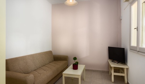 Apartamento, 2 habitaciones, vistas parciales al mar