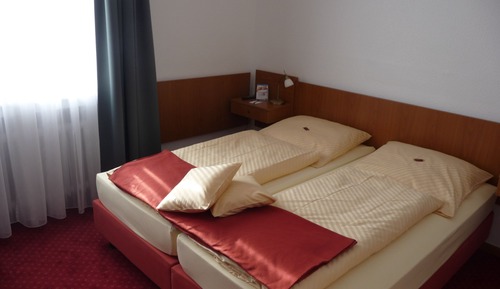 Habitación Confort con 2 camas individuales, 2 camas individuales