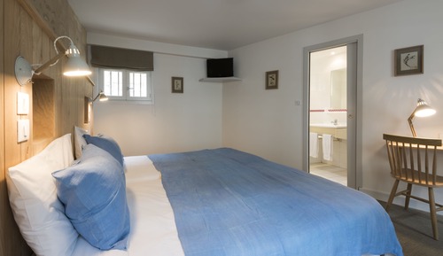 Habitación con 1 cama doble o 2 individuales
