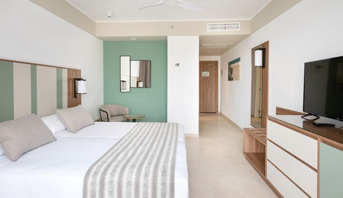 Habitación doble, balcón, vistas al mar