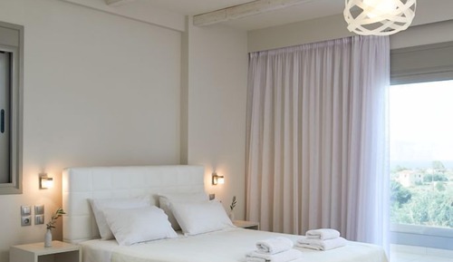 Habitación doble, vistas parciales al mar