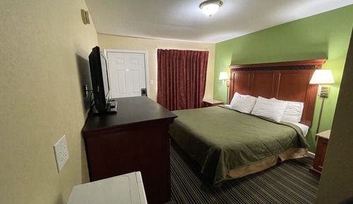 Habitación estándar, 1 cama de matrimonio grande (Non Smoking)