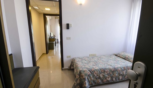 Habitación cuádruple Confort, vistas al complejo turístico