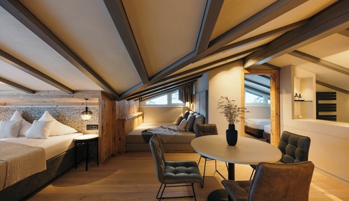 Suite junior, balcón