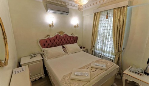 Habitación estándar con 1 cama doble o 2 individuales