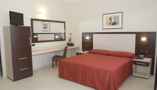 Habitación con 1 cama doble o 2 individuales