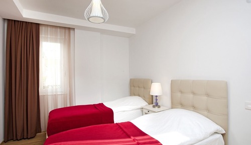 3+1 APARTMENT - ANEX BUILDING