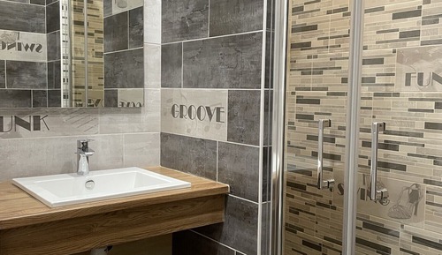 Habitación triple Confort, vistas al jardín