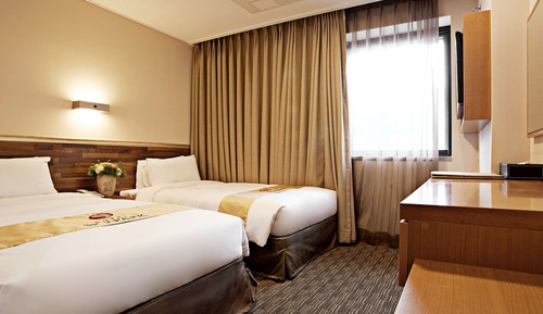 [STARSHINE PACKAGE] Standard Twin Room