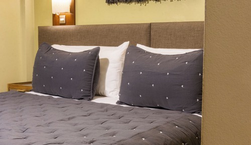 Habitación estándar con 1 cama doble o 2 individuales, 1 habitación