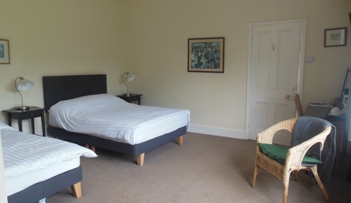 Habitación familiar con 1 cama doble o 2 individuales