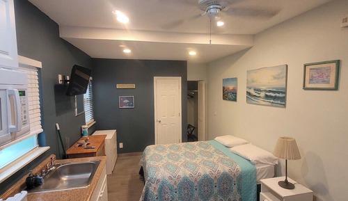 #3 = Starfish Suite = efficiency with a queen sized bed