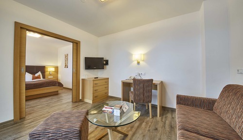 Suite, 2 habitaciones, balcón, en edificio anexo (35m²)