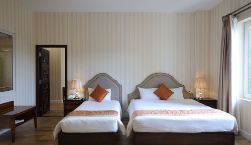 Habitación triple Deluxe, vistas al jardín
