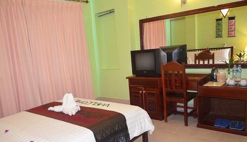 Family Room (3 adults) - Free Pick Up at Bus Station