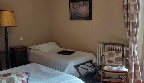 Habitación estándar con 2 camas individuales
