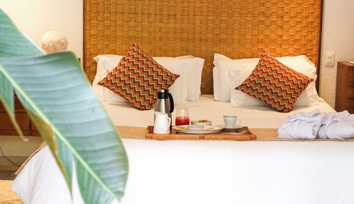 Habitación económica doble, vistas a la piscina