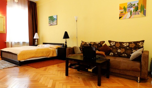 Apartment Selected at Check-In - different locations (6 adults)