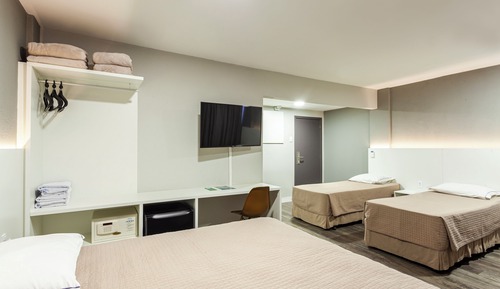 Habitación cuádruple estándar