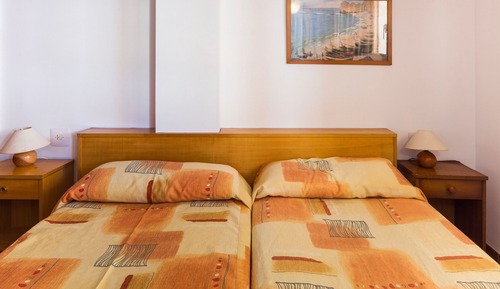 Apartamento básico, 2 habitaciones, terraza (5 adults)