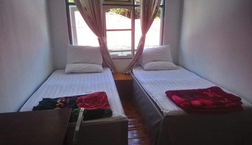 Habitación estándar con 2 camas individuales, no fumadores, baño privado